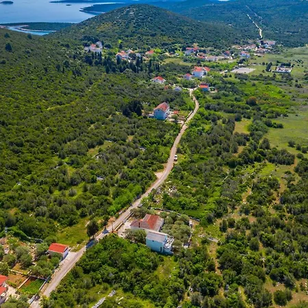 2 Bedroom In Holiday home