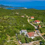 Ferienhaus 2 Bedroom Nice Home In Molat