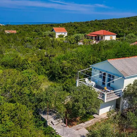 Casa de Férias 2 Bedroom In Molat