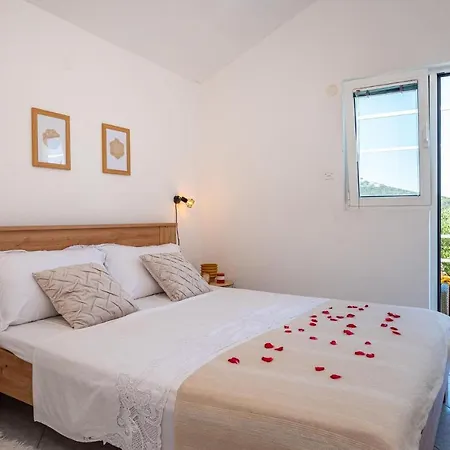 2 Bedroom In Ferienhaus *